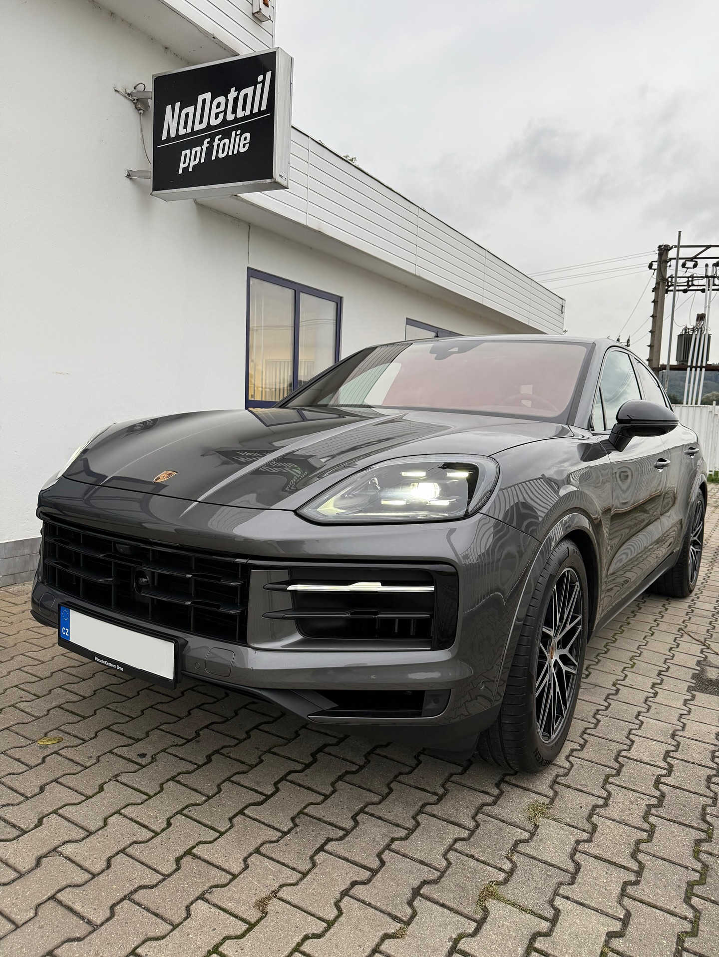 Full front pro Porsche Cayenne Coupé. Profesionální ochra...